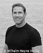 Nicholas Sparks